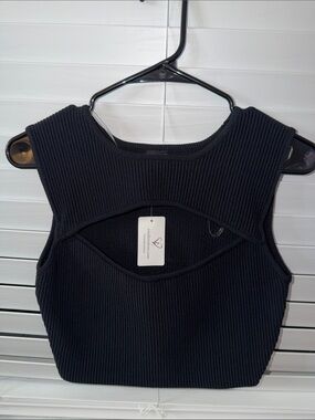 Windsor Black Ribbed Cutout Cropped Tank